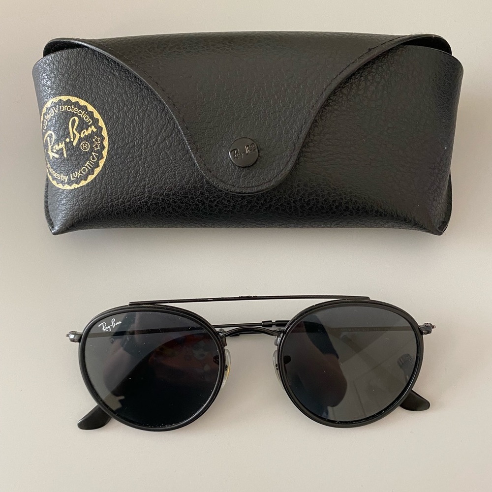 RayBan all black round aviator sunglasses